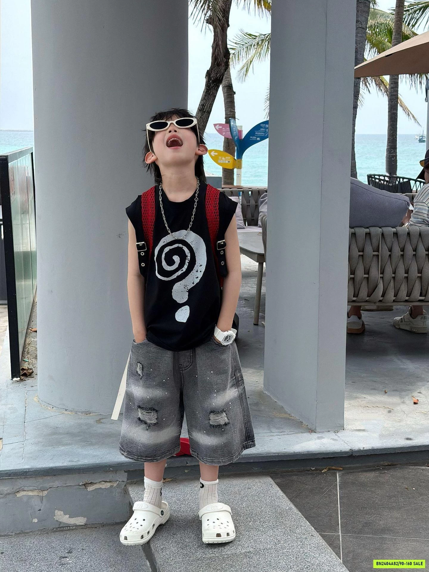 TANKTOP ĐEN DẤU HỎI CHẤM FANSHU