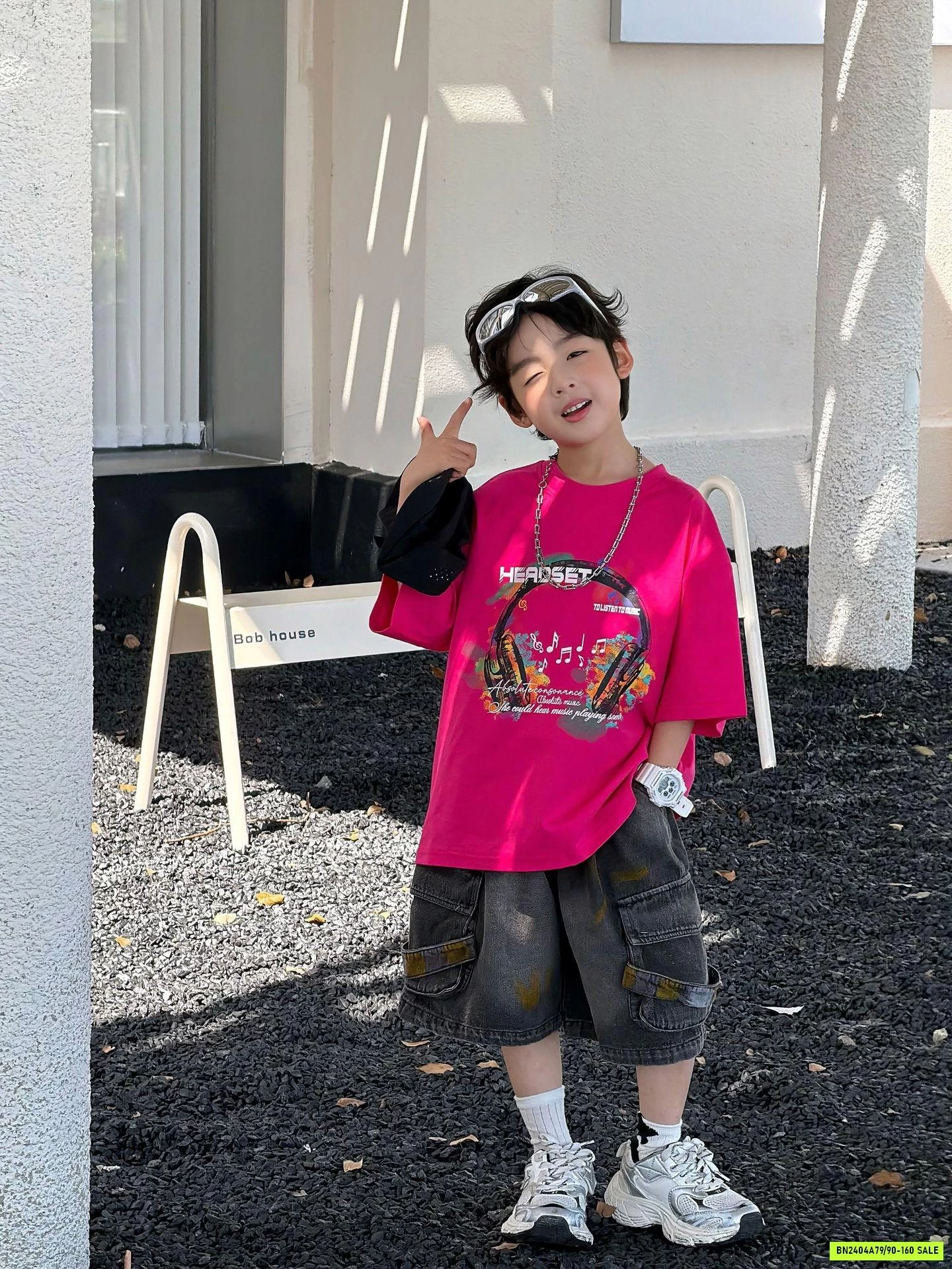 ÁO THUN HỒNG TAI NGHE FANSHU