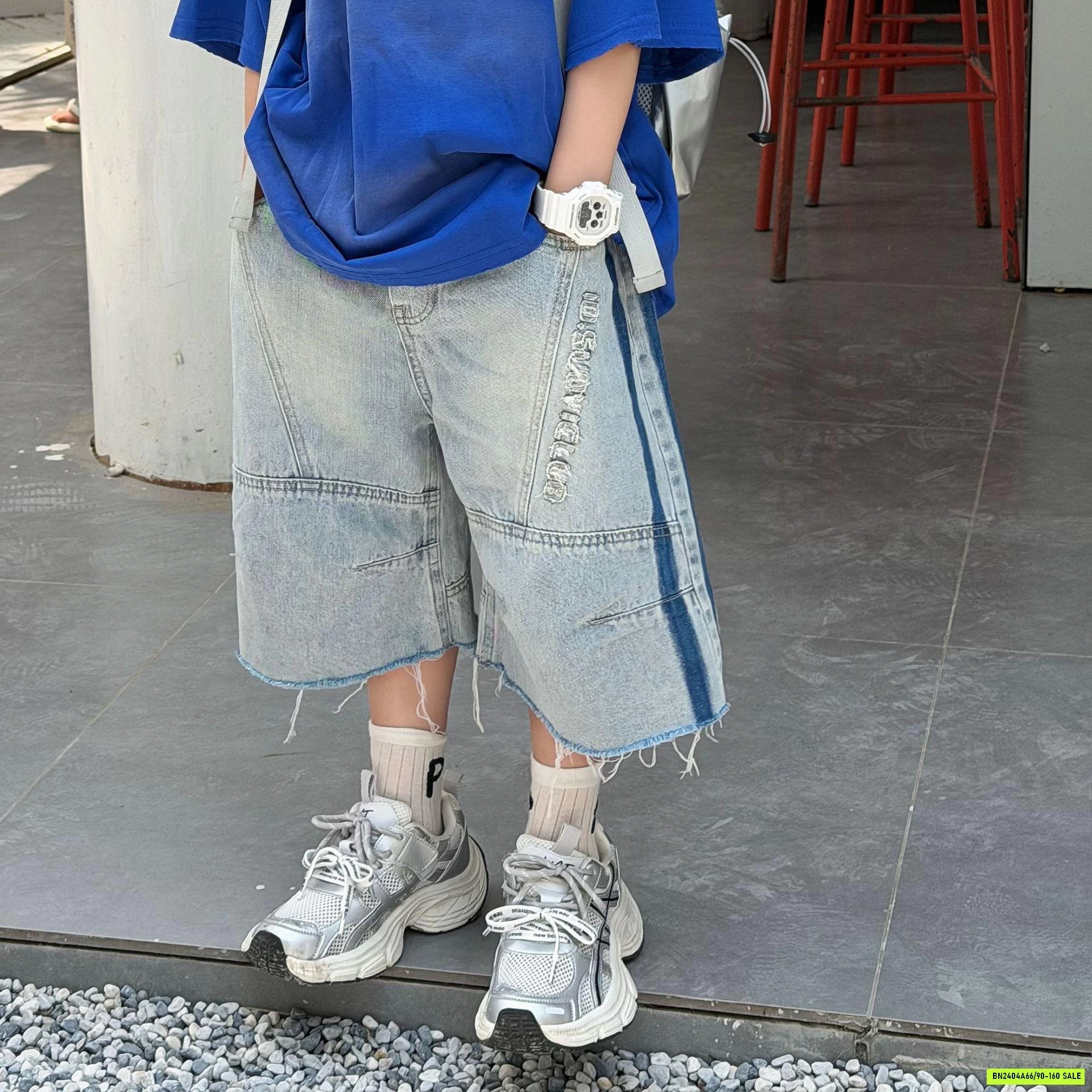 SHORT JEANS TUA GẤU SỌC BÊN FANSHU