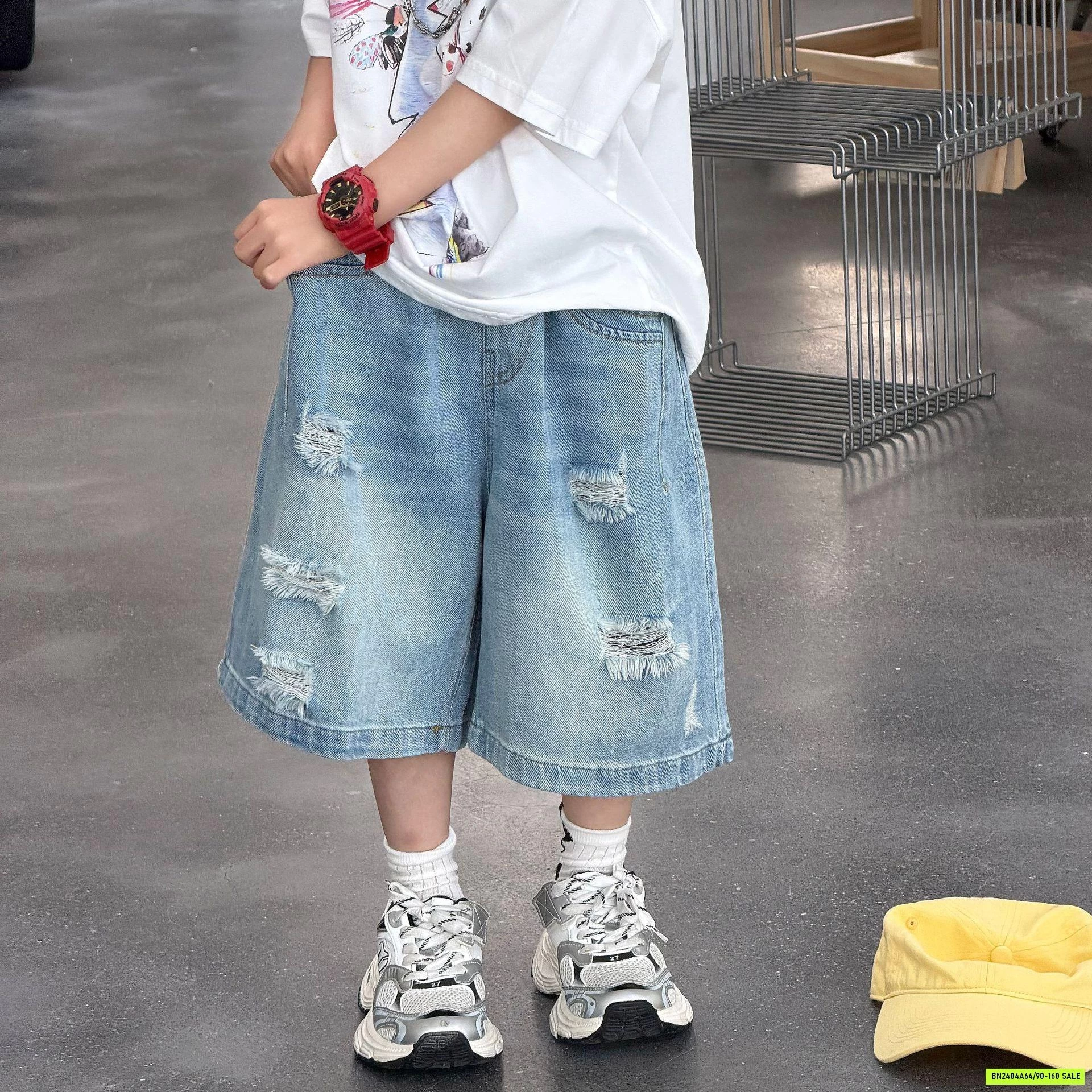 SHORT JEANS LỬNG BASIC RÁCH GỐI FANSHU