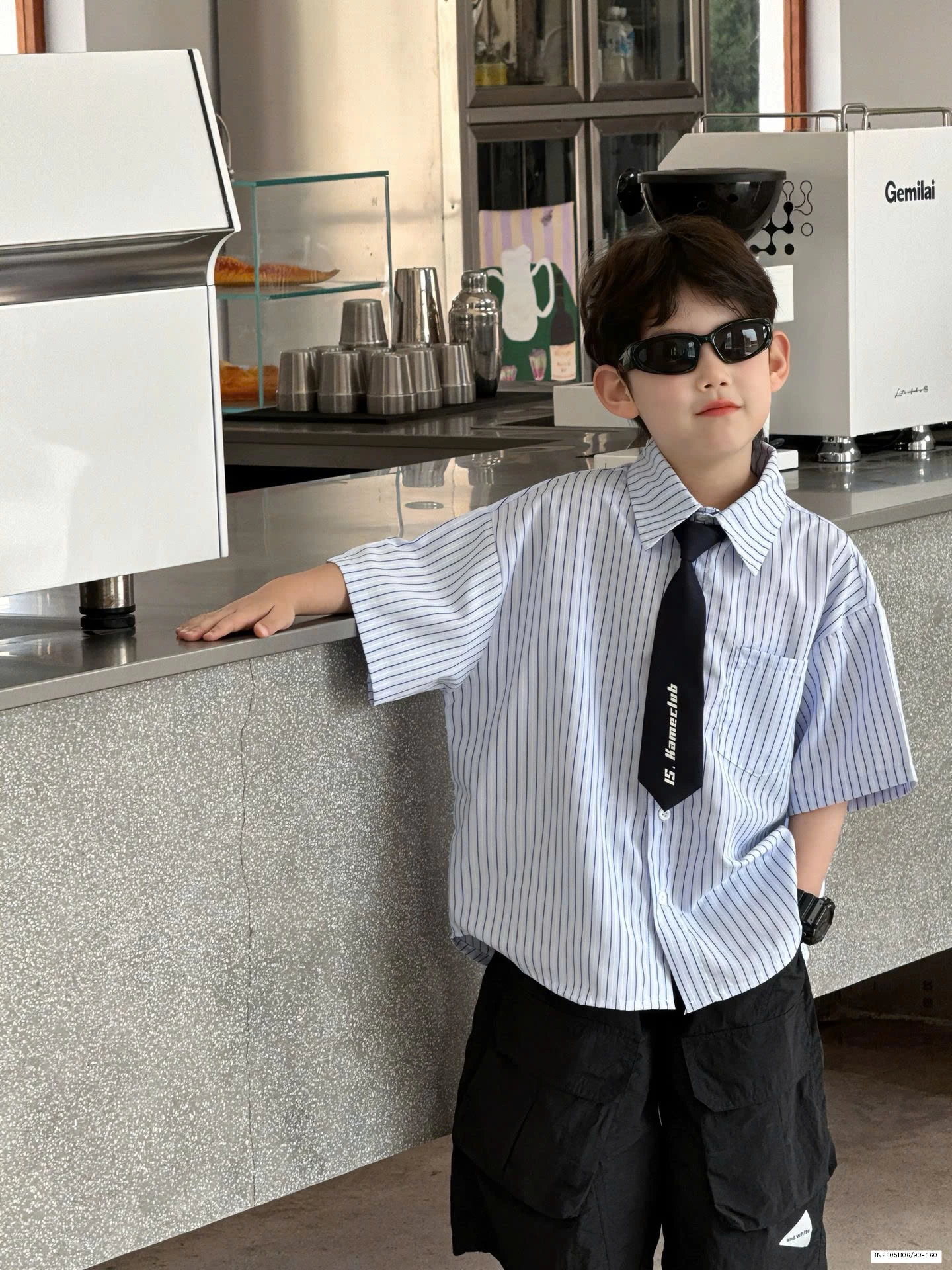 SƠ MI SỌC XANH KÈM CAVAT