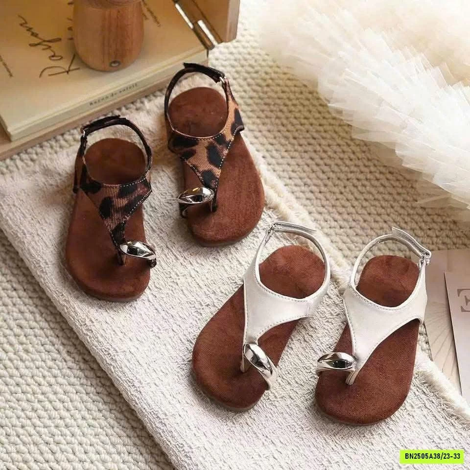 SANDAL XỎ NGÓN BÉ