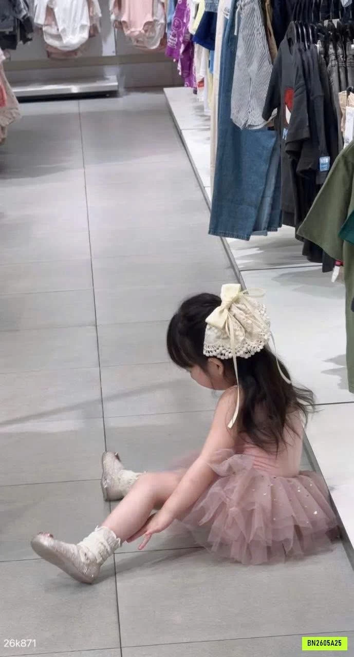 NƠ TÓC XINH IU