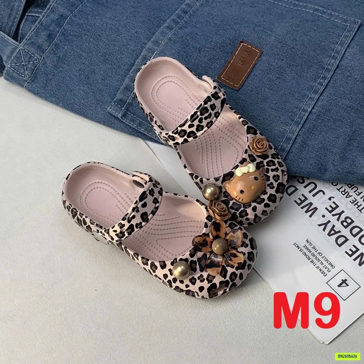 CROCS MẸ BÉ