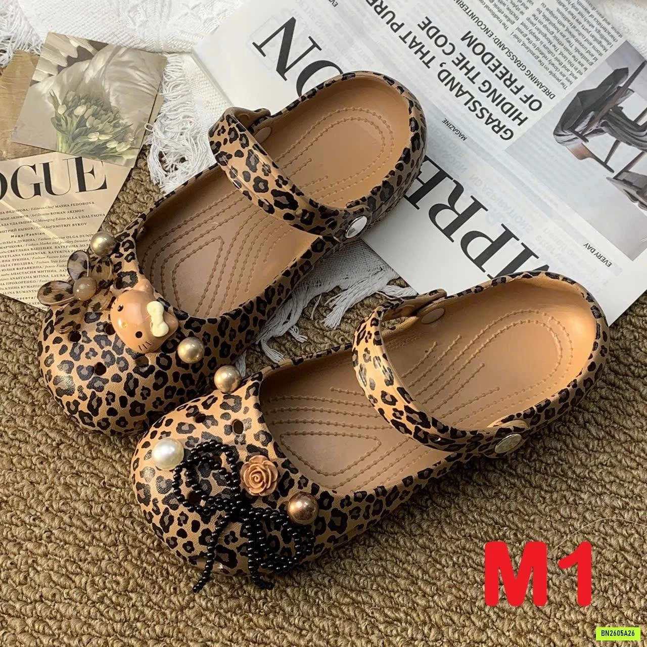 CROCS MẸ BÉ
