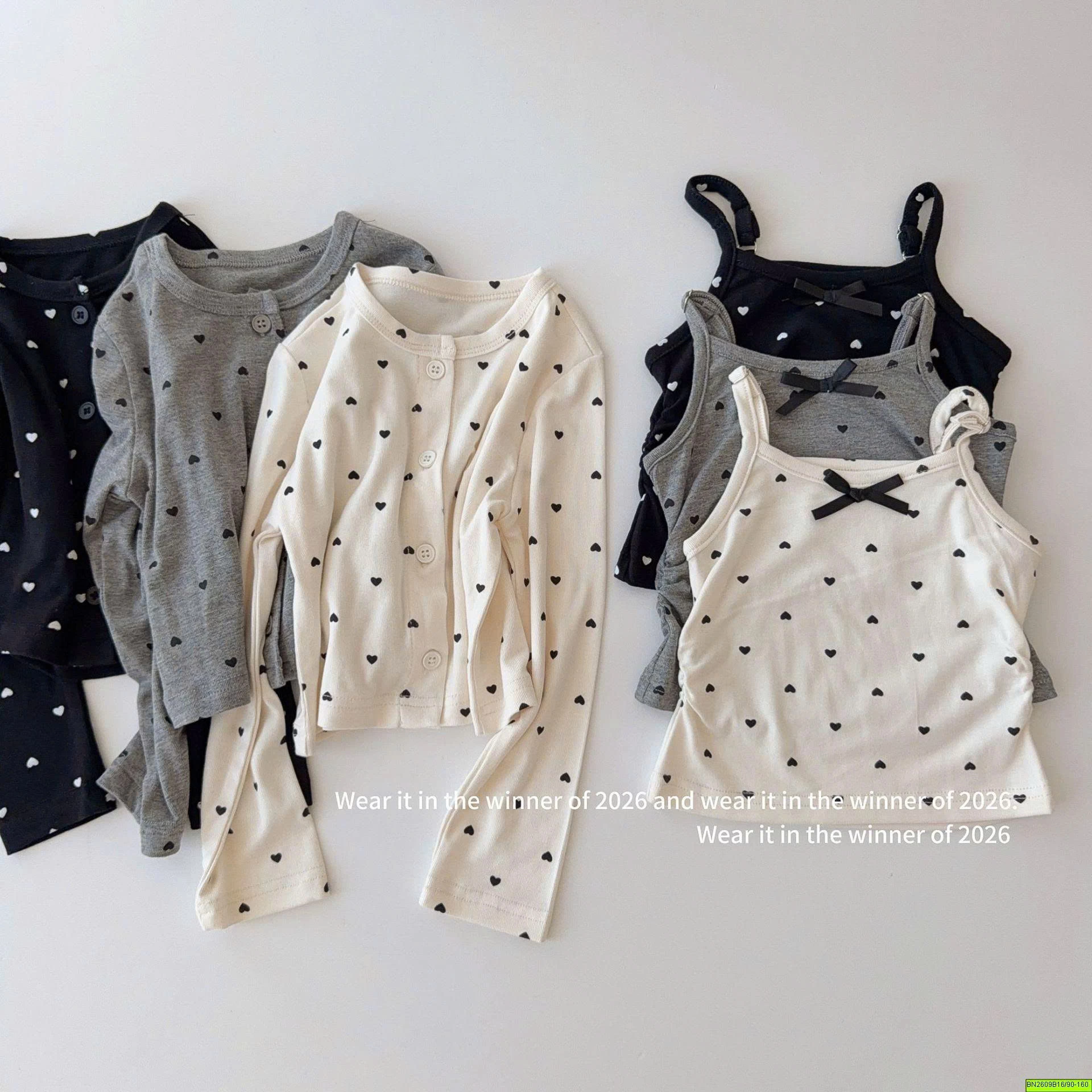 SET ÁO TRÁI TIM 2 CHI TIẾT BÉ GÁI
