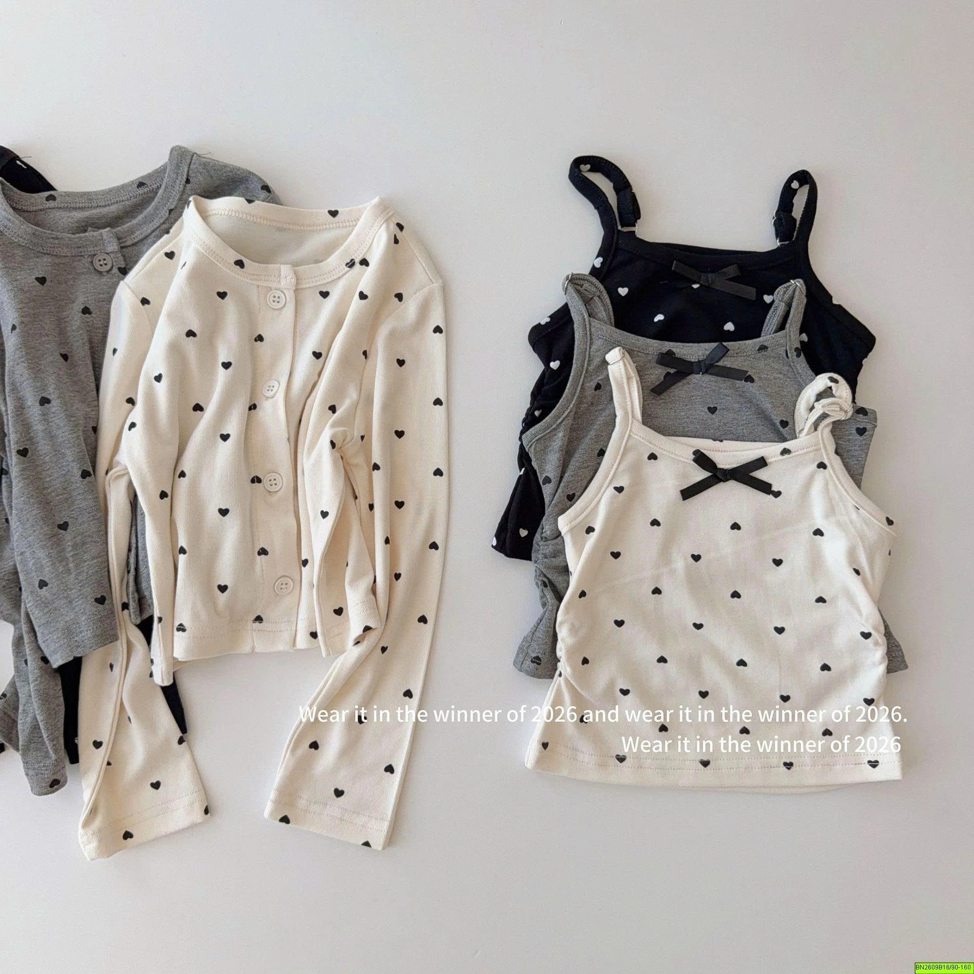 SET ÁO TRÁI TIM 2 CHI TIẾT BÉ GÁI