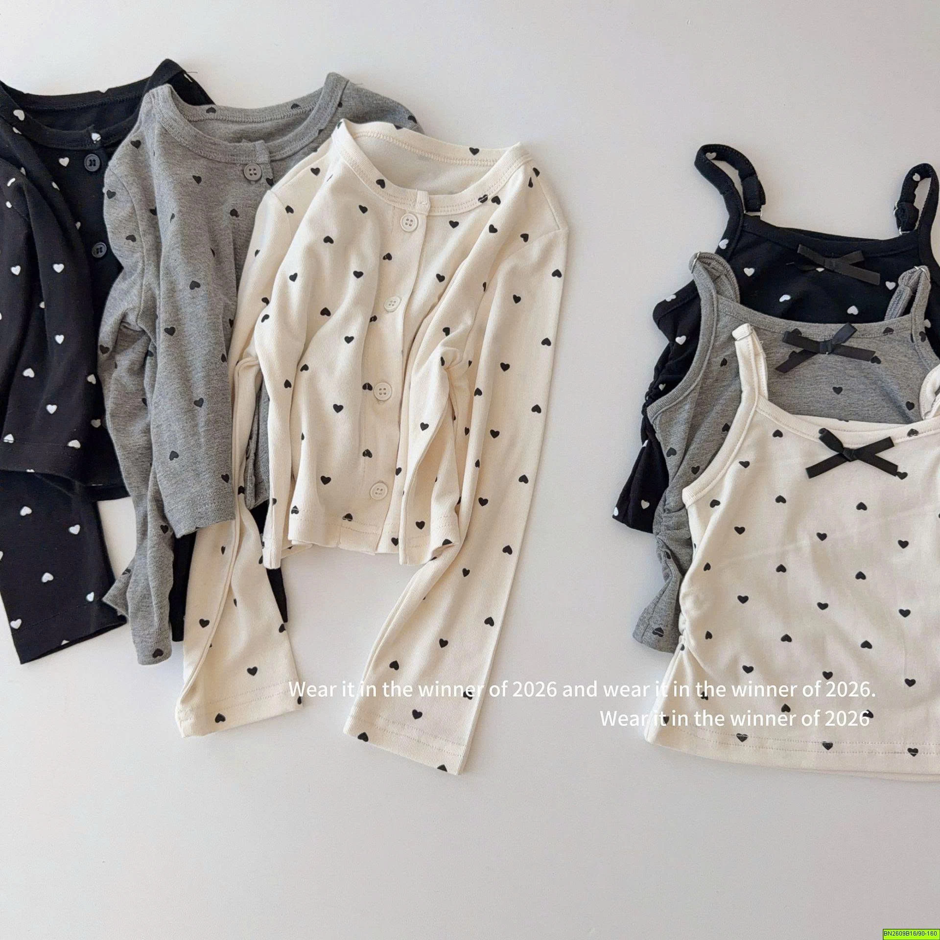 SET ÁO TRÁI TIM 2 CHI TIẾT BÉ GÁI