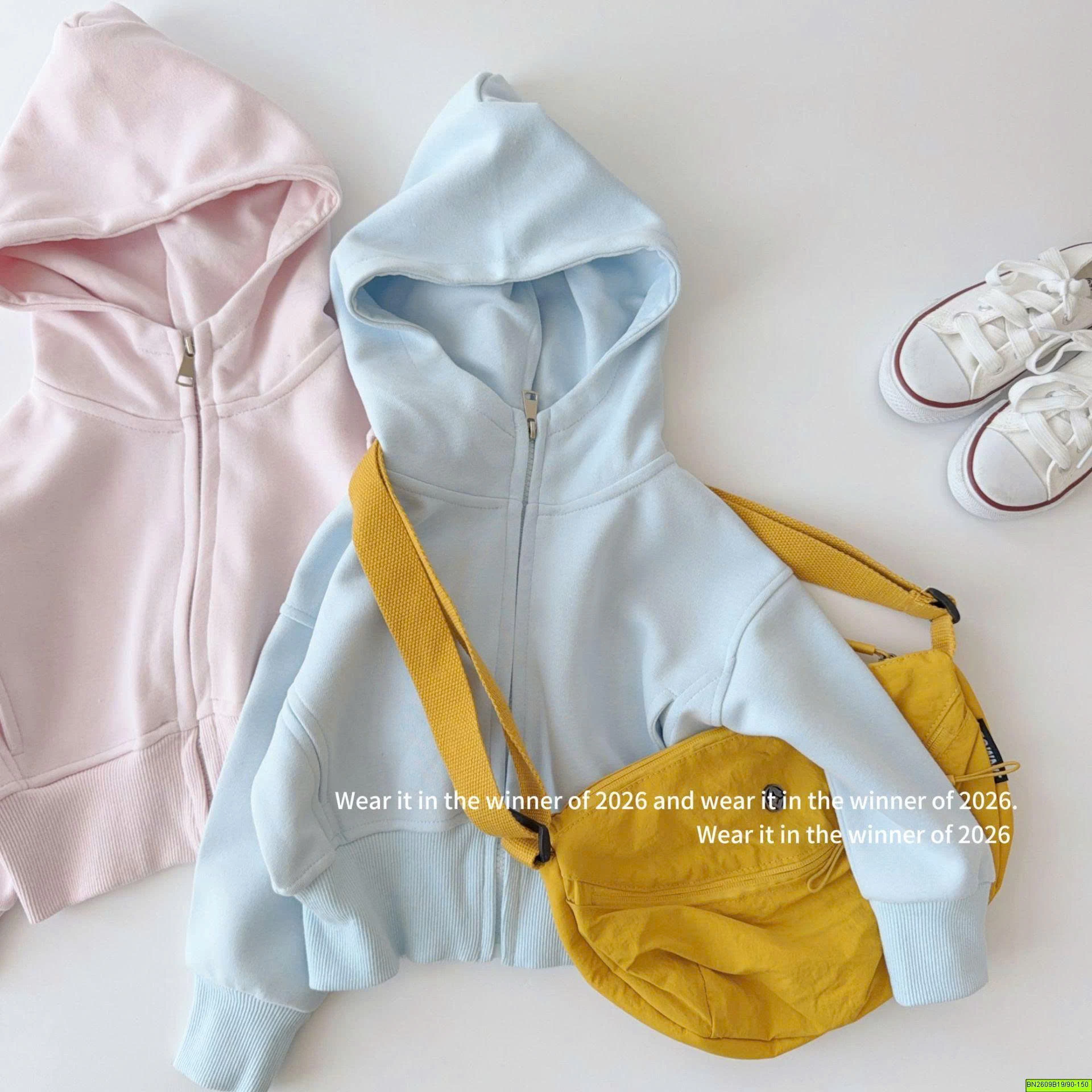 ÁO NỈ TRƠN KÉO KHÓA LIỀN MŨ