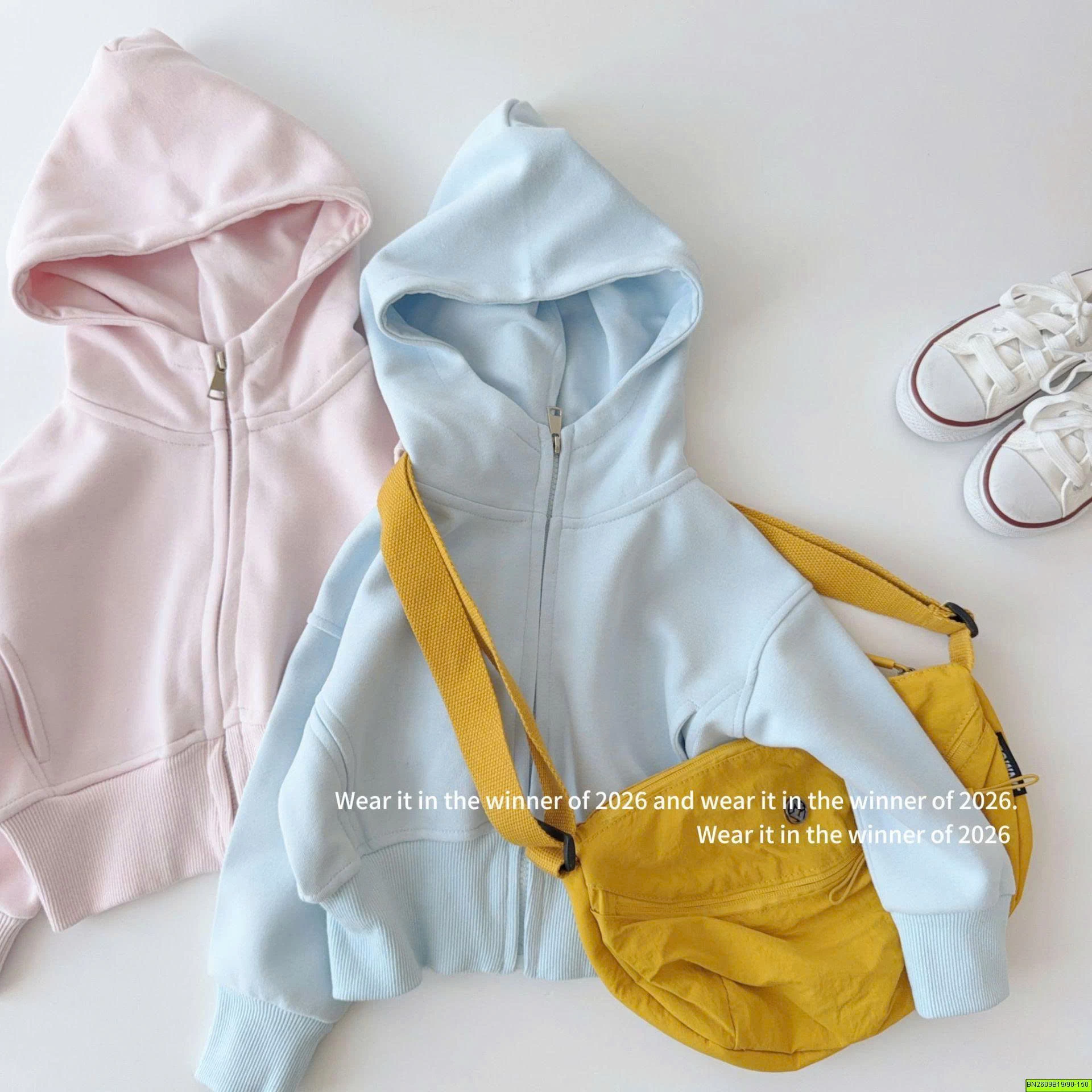 ÁO NỈ TRƠN KÉO KHÓA LIỀN MŨ
