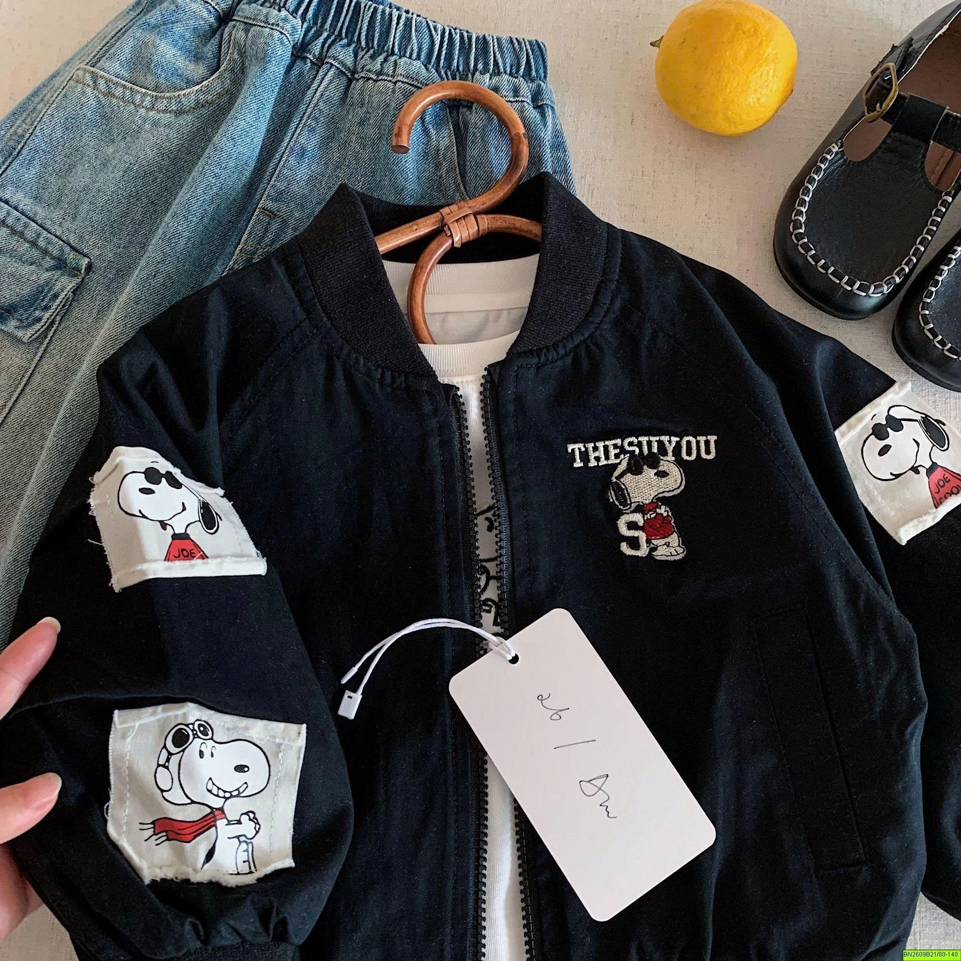 ÁO KHOÁC GIÓ SNOOPY