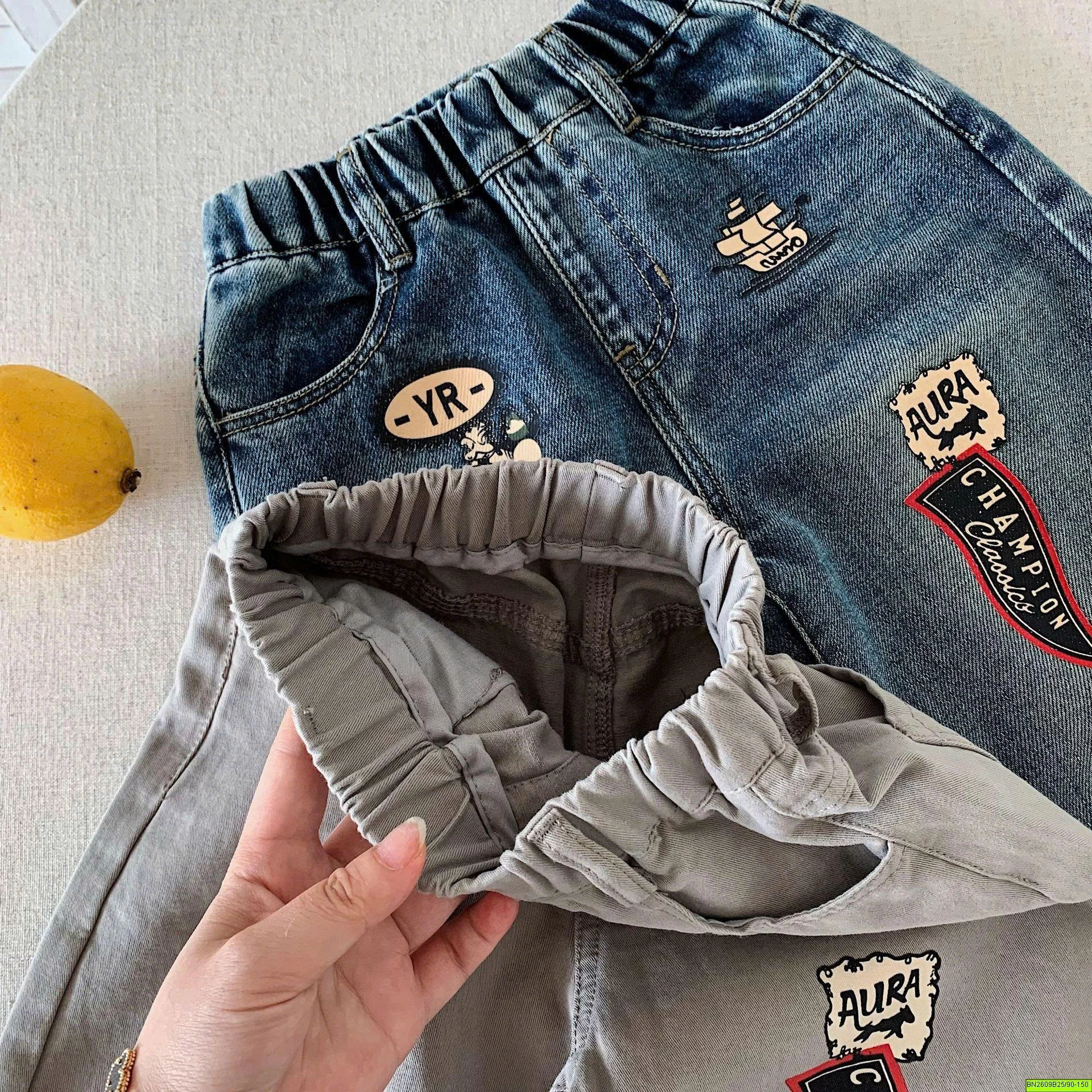 QUẦN HỌA TIẾT BÉ TRAI