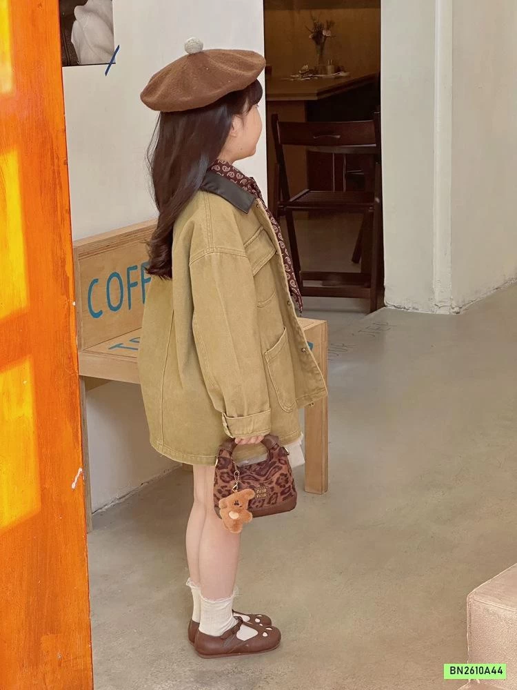 TÚI XÁCH KÈM MÓC GẤU NÂU