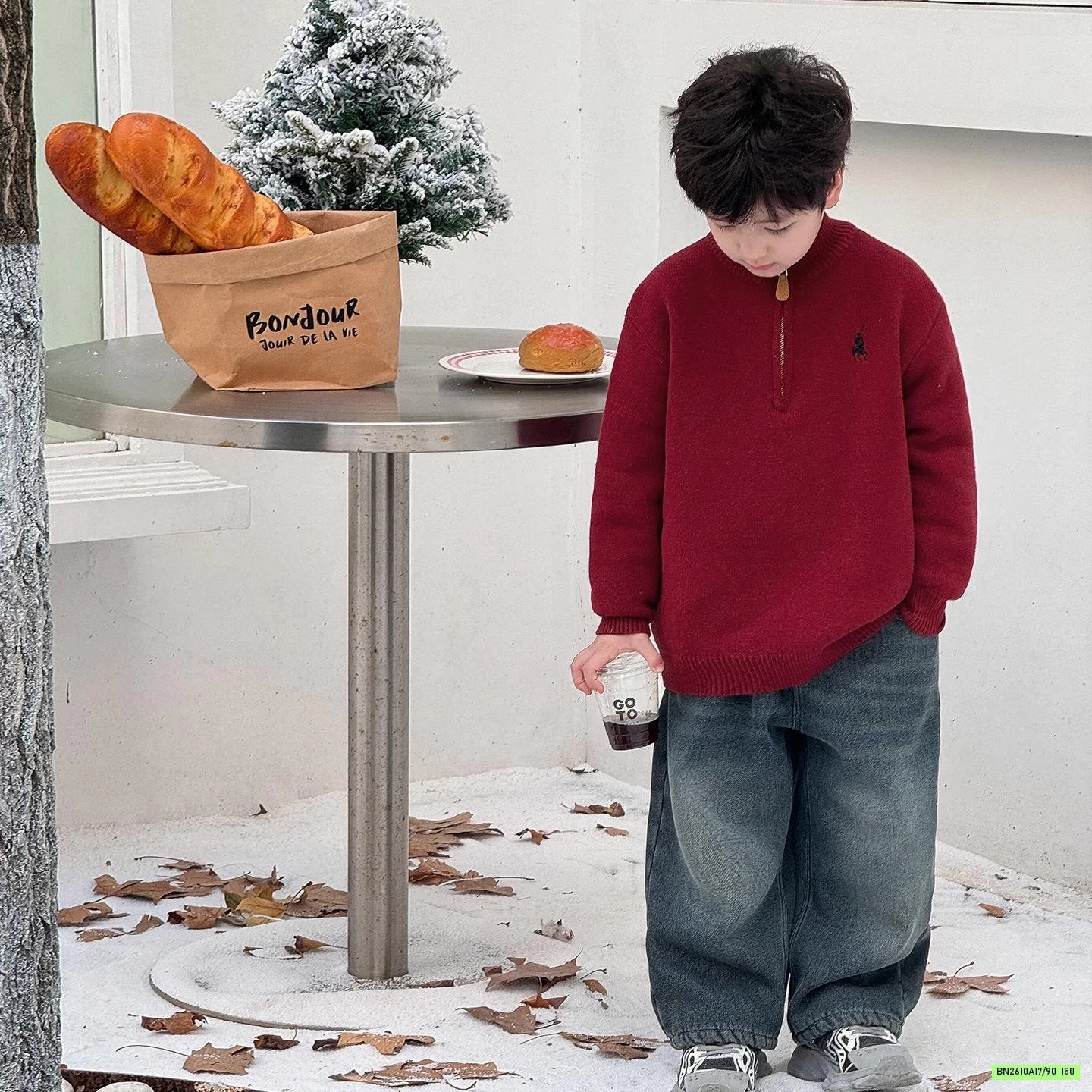 ÁO LEN KHÓA CỔ THÊU LOGO AOAOKIDS