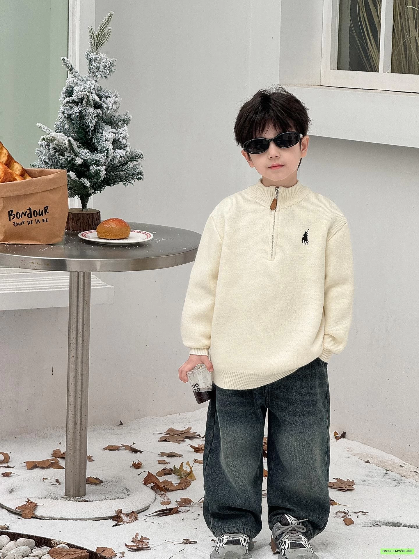 ÁO LEN KHÓA CỔ THÊU LOGO AOAOKIDS