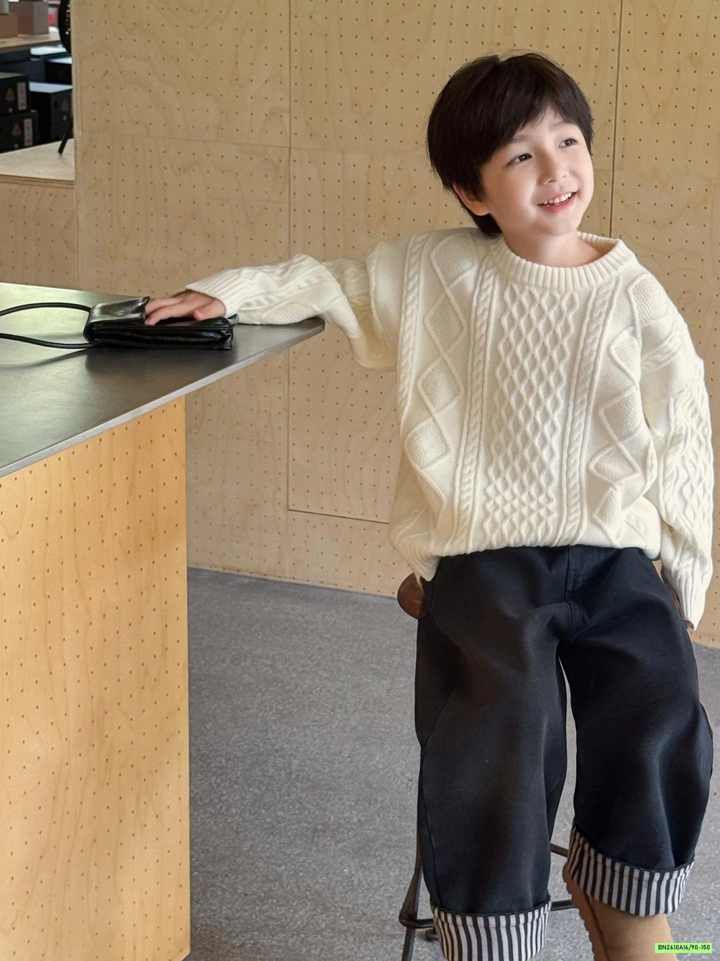 ÁO LEN VẶN THỪNG CỔ CON AOAOKIDS