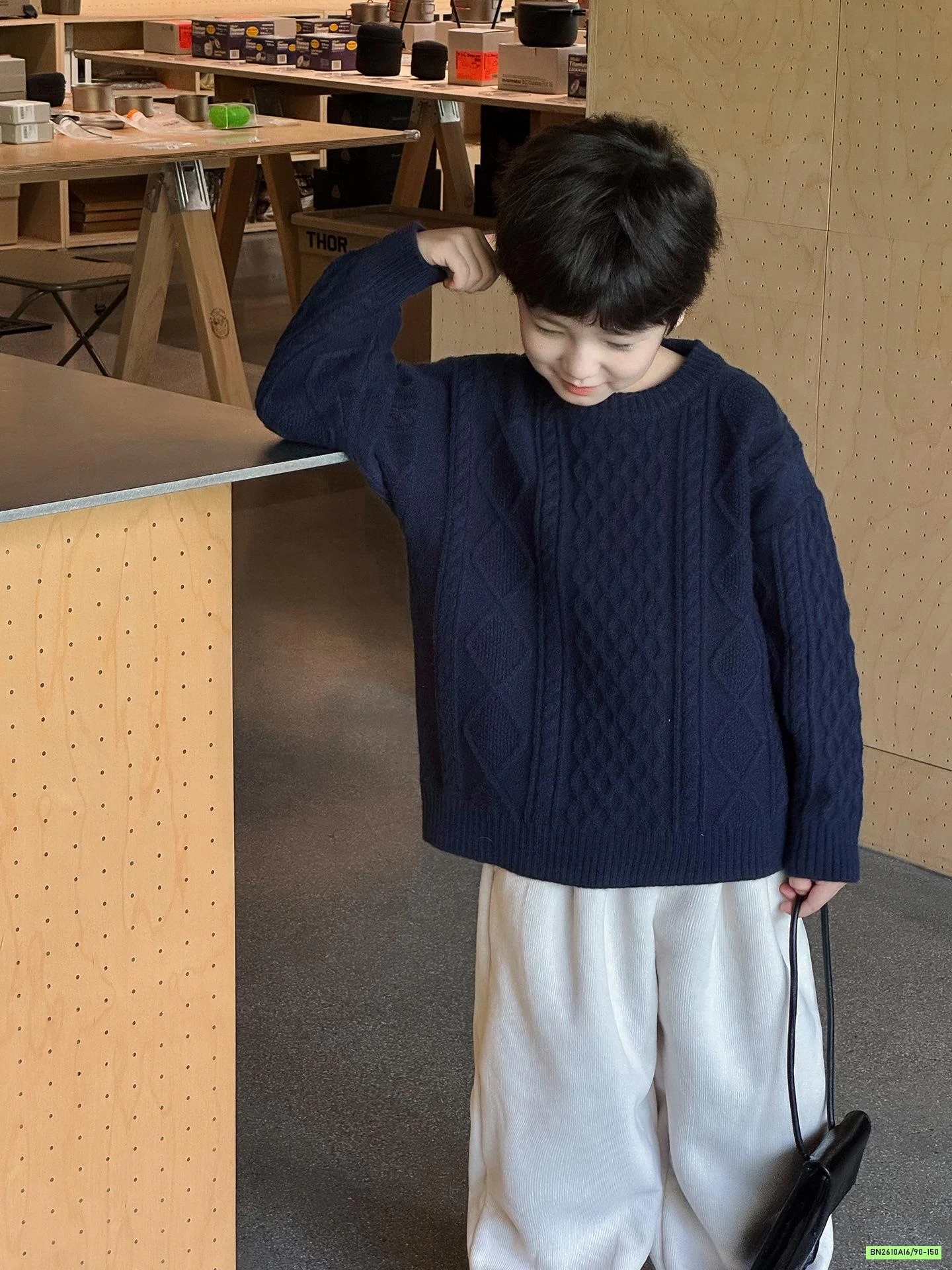 ÁO LEN VẶN THỪNG CỔ CON AOAOKIDS