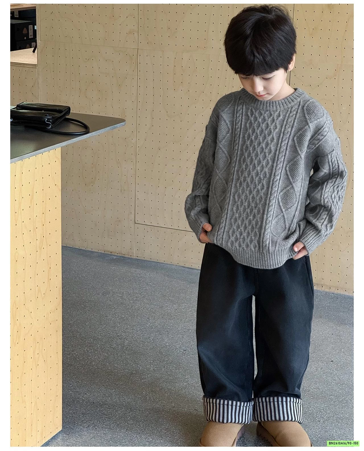 ÁO LEN VẶN THỪNG CỔ CON AOAOKIDS