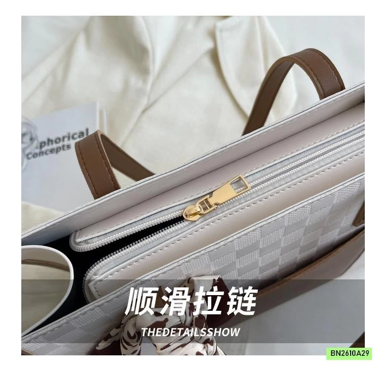 TÚI ĐEO CHÉO TOTE OVERSIZE PHỐI MÀU