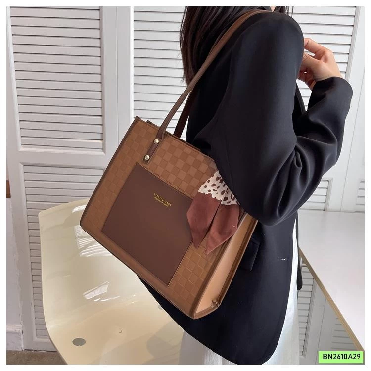 TÚI ĐEO CHÉO TOTE OVERSIZE PHỐI MÀU