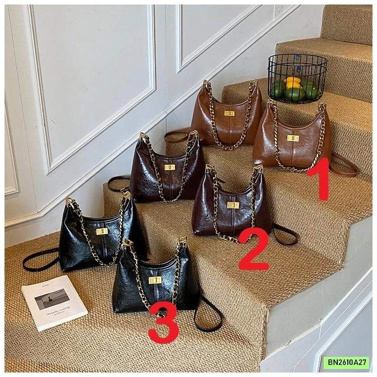 TÚI DA ĐEO CHÉO KÈM MÓC GẤU