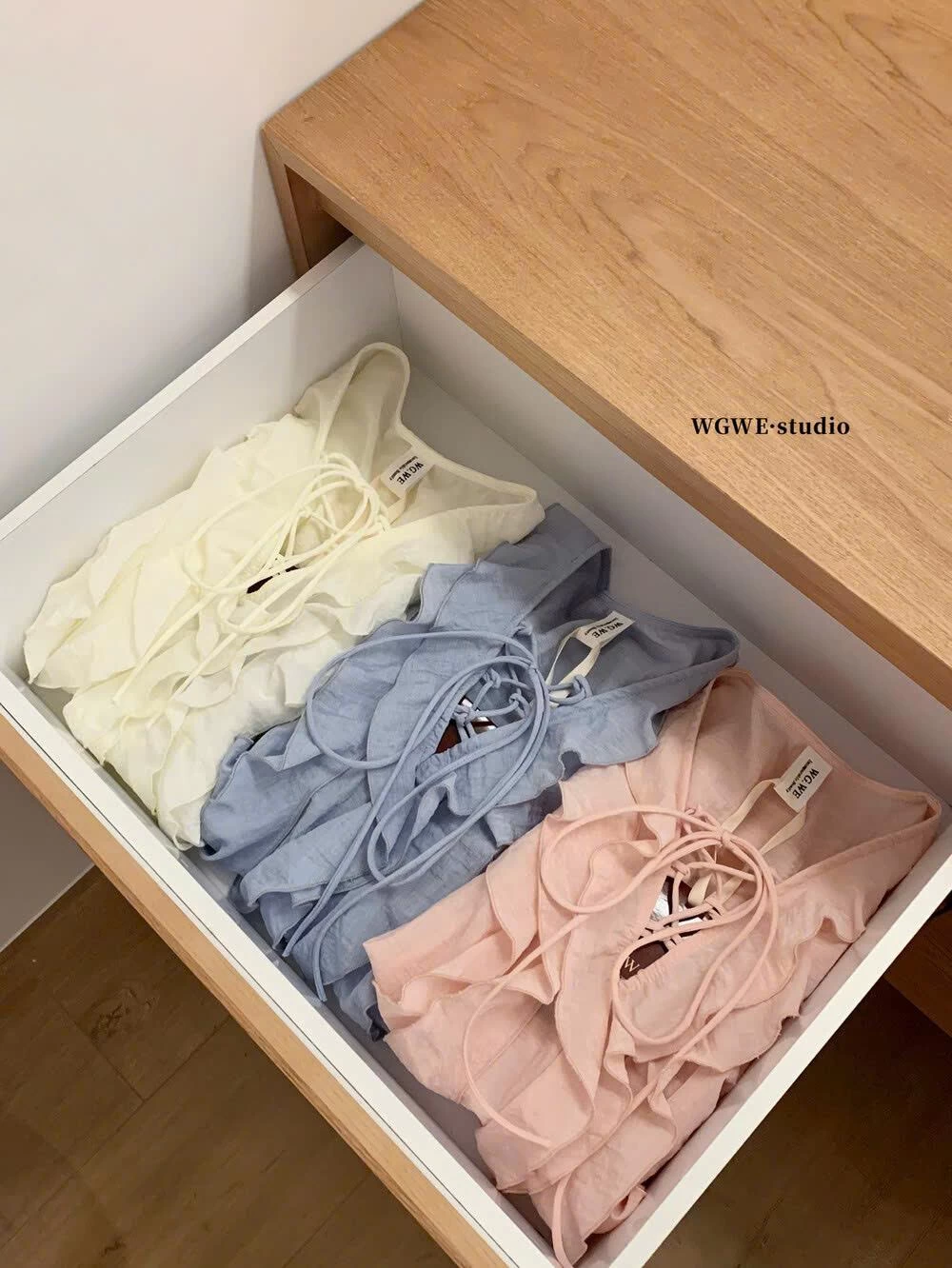 SƠ MI BÈO NHÚN CỔ WGWE7552