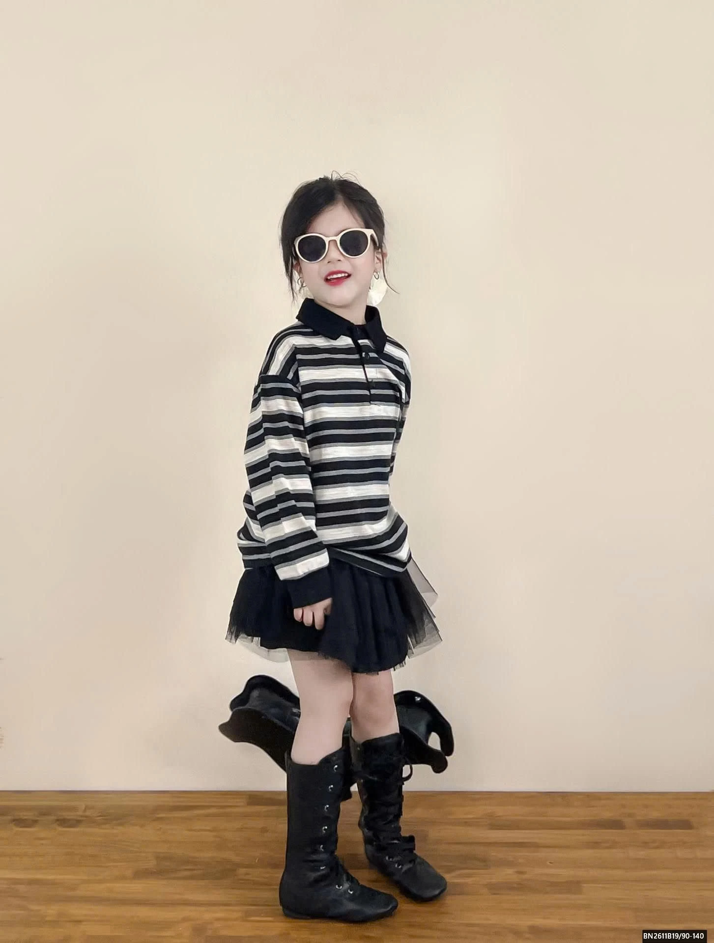 ÁO THUN KẺ POLO MIX CHÂN VÁY TUTU ĐEN