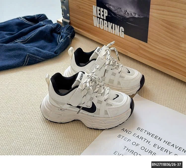 GIÀY THỂ THAO LƯỚI NAI KÌ