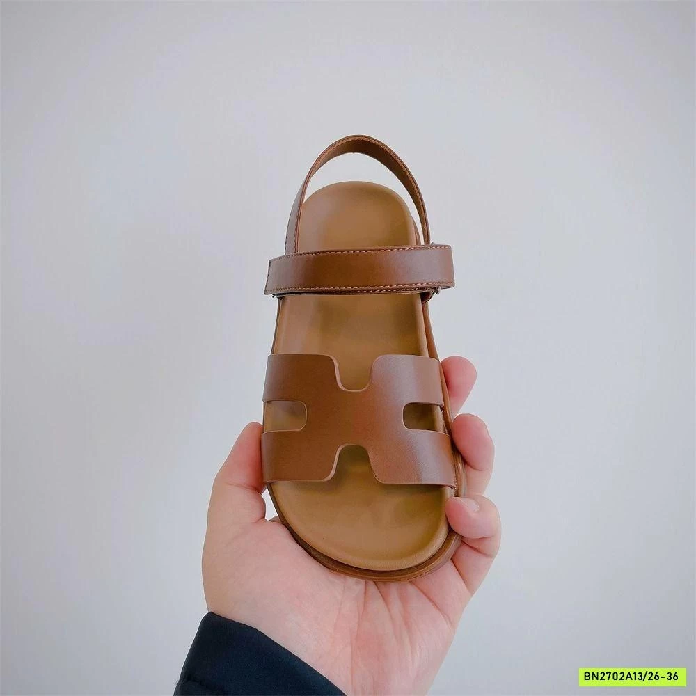 SANDAL QUAI CHỮ H