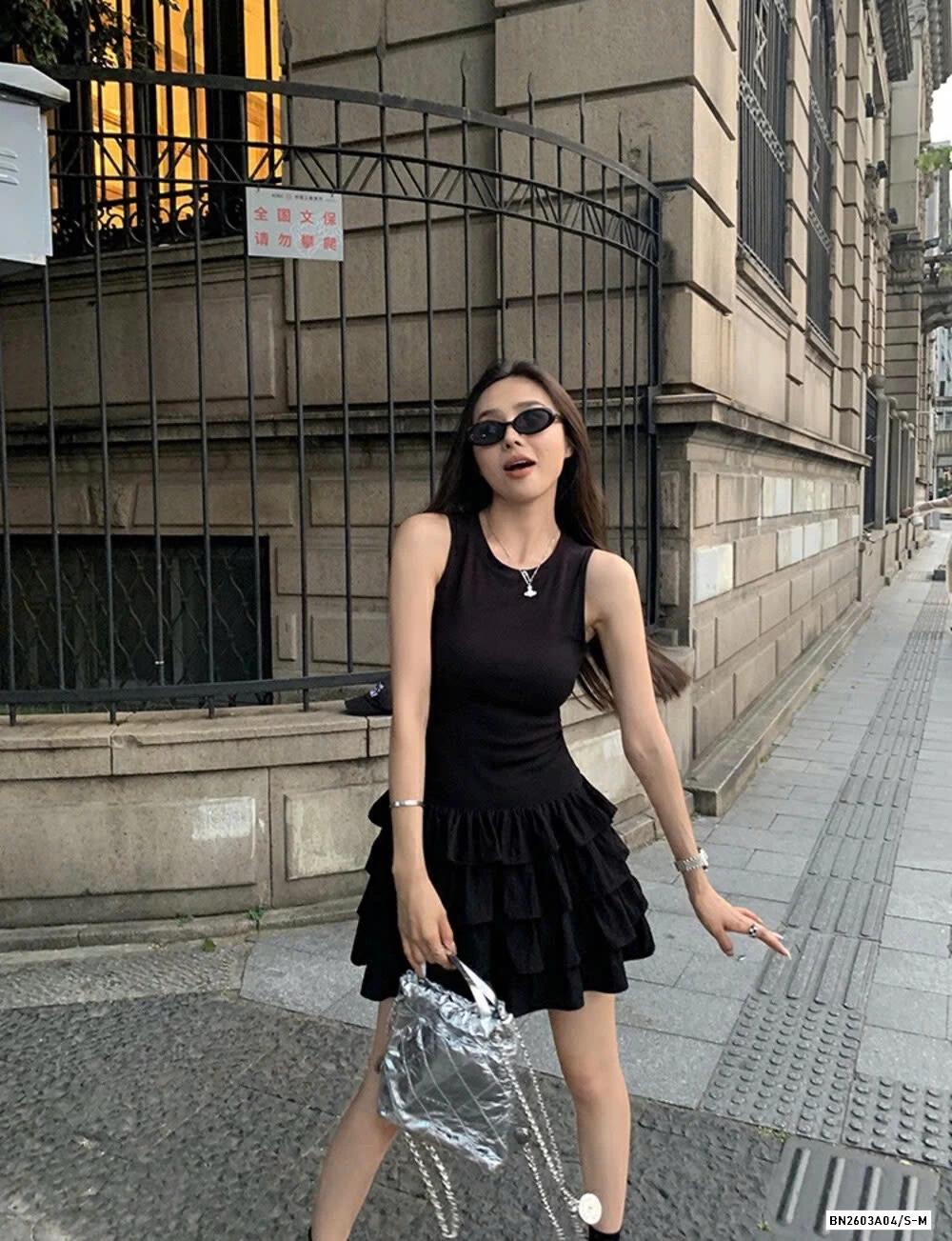 VÁY SÁT NÁCH CHÂN LY XẾP TẦNG WG.WE