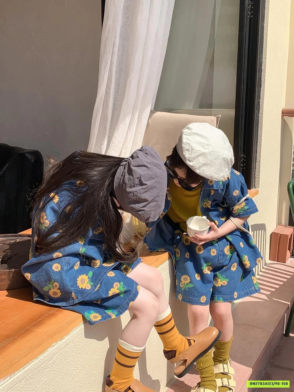 SÉT JEANS HOA HƯỚNG DƯƠNG KUMAIKIDS