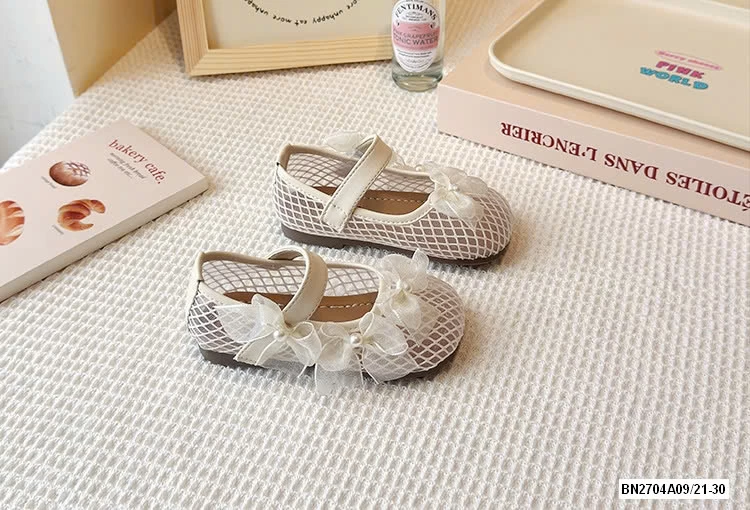 GIÀY BÚP BÊ LƯỚI GẮN NƠ