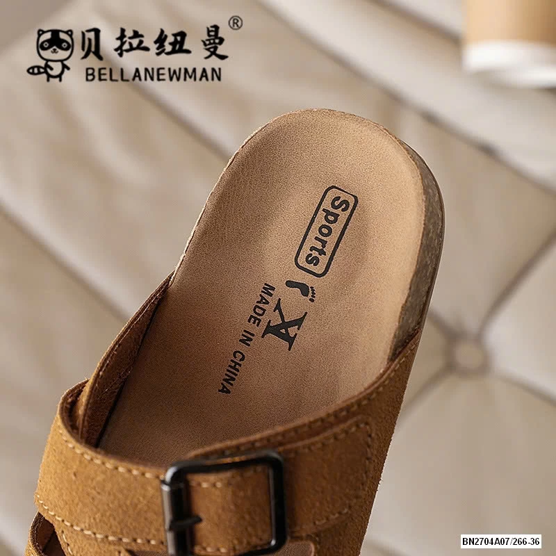 DÉP LÊ ĐẾ KẾP QUAI CHÉO