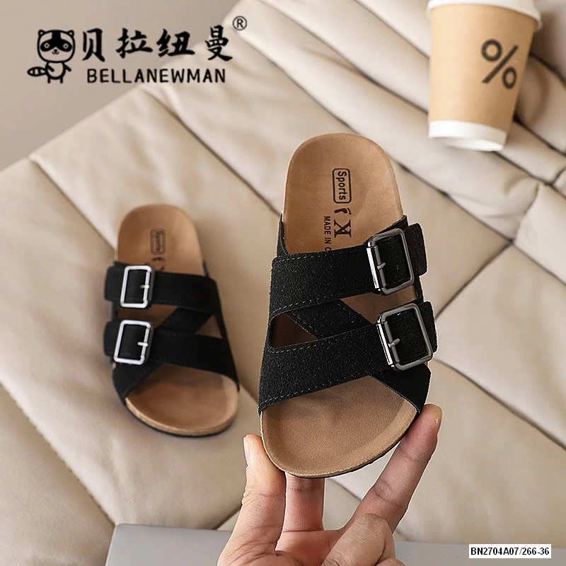 DÉP LÊ ĐẾ KẾP QUAI CHÉO