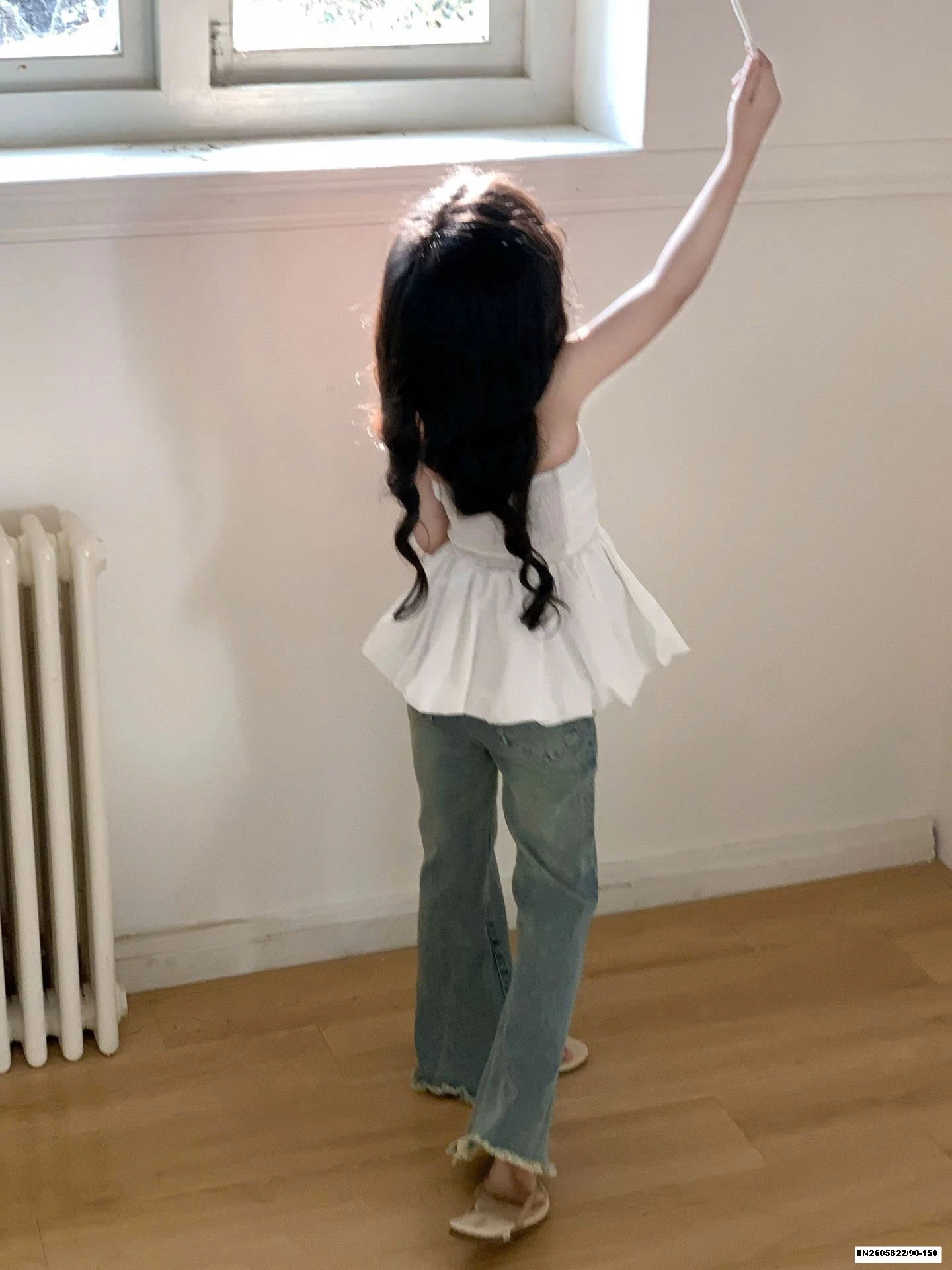 SÉT ÁO TRẮNG QUÂY MIX QUẦN JEAN LOE