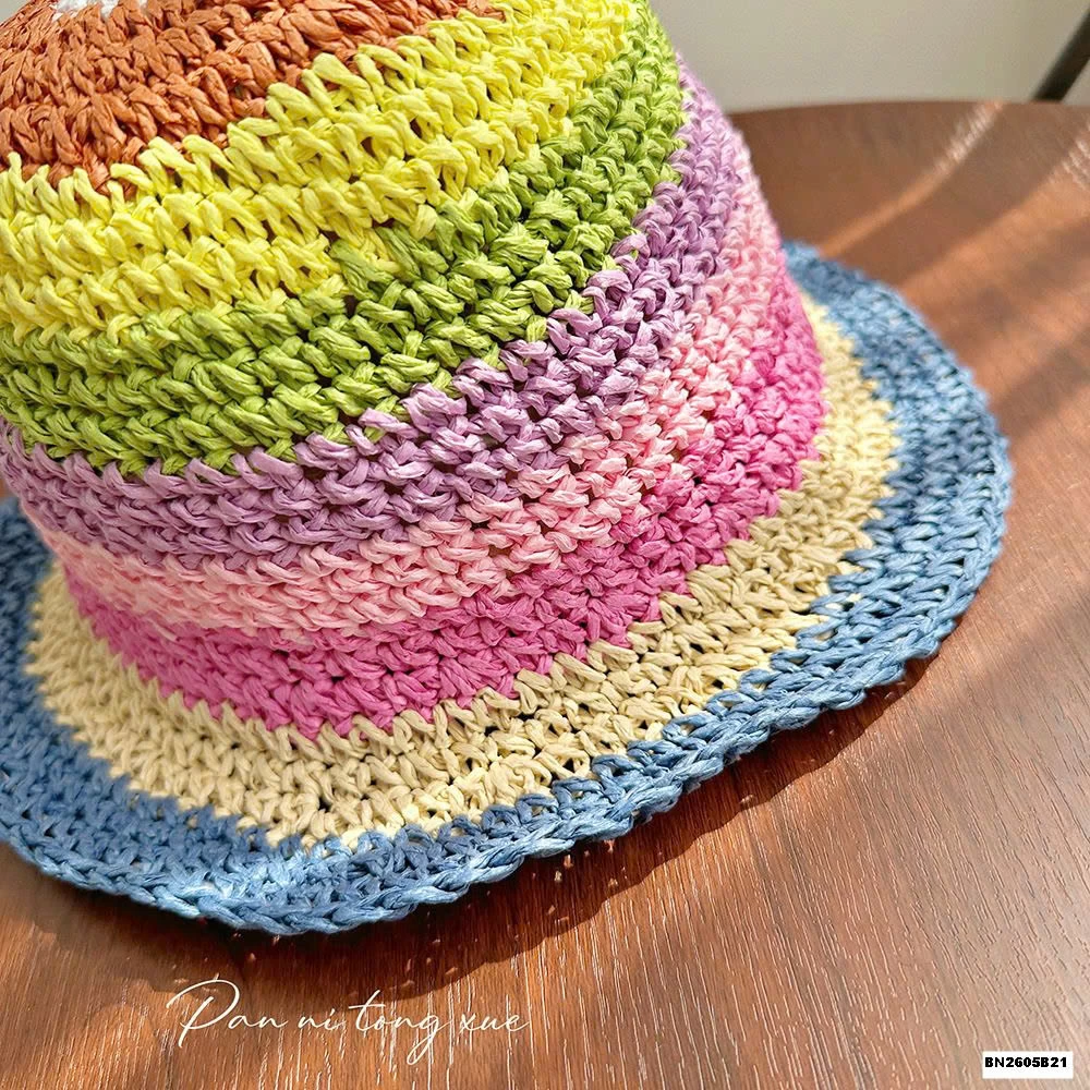 MŨ ĐAN ĐI BIỂN CẦU VỒNG