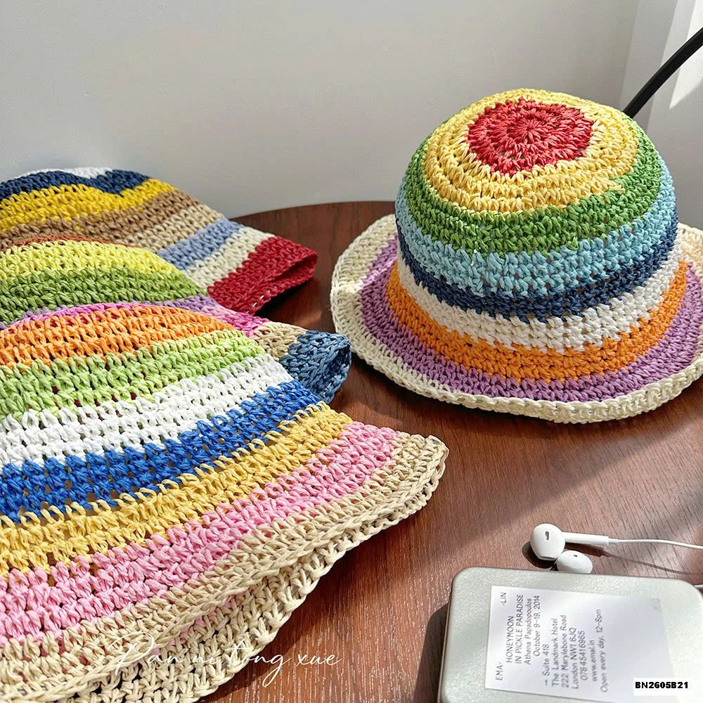 MŨ ĐAN ĐI BIỂN CẦU VỒNG