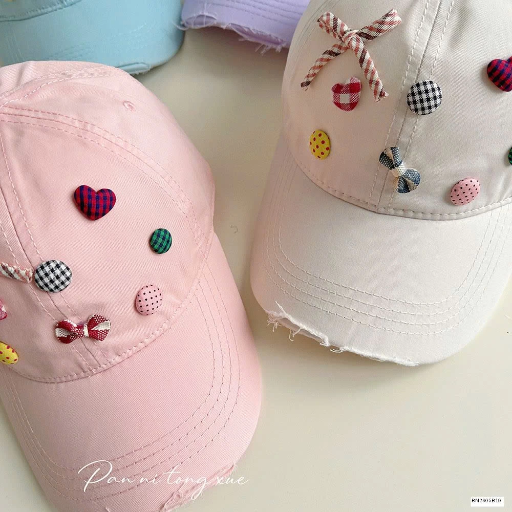 MŨ KẾT RÁCH GẮN STICKER