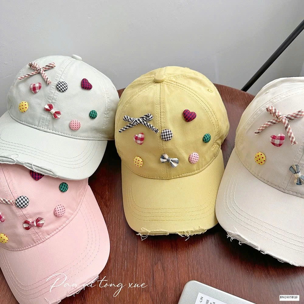 MŨ KẾT RÁCH GẮN STICKER