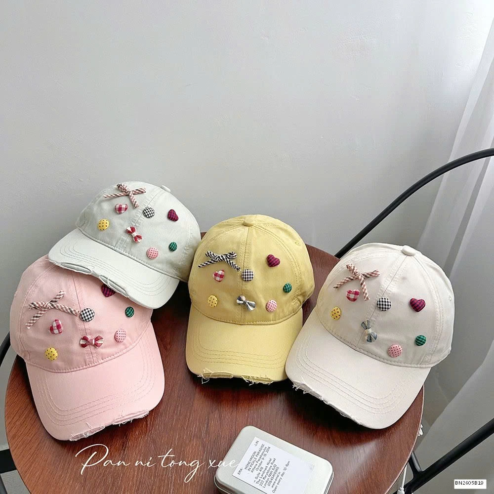 MŨ KẾT RÁCH GẮN STICKER