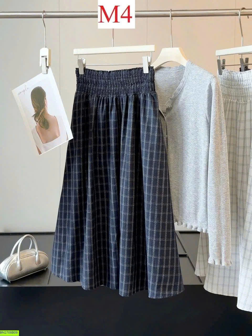 CHÂN VÁY KẺ CARO ANNA VINTAGE