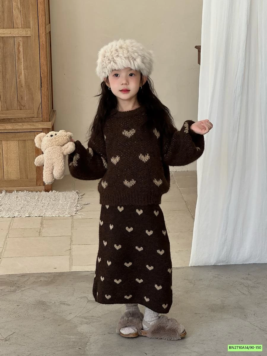 SÉT VÁY LEN TRÁI TIM NÂU TÂY