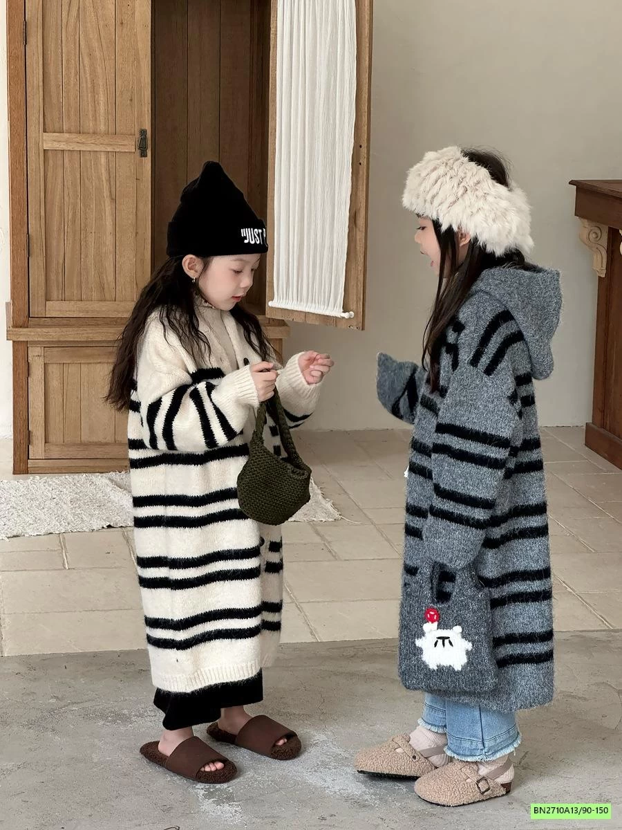 KHOÁC LEN KẺ DÁNG DÀI