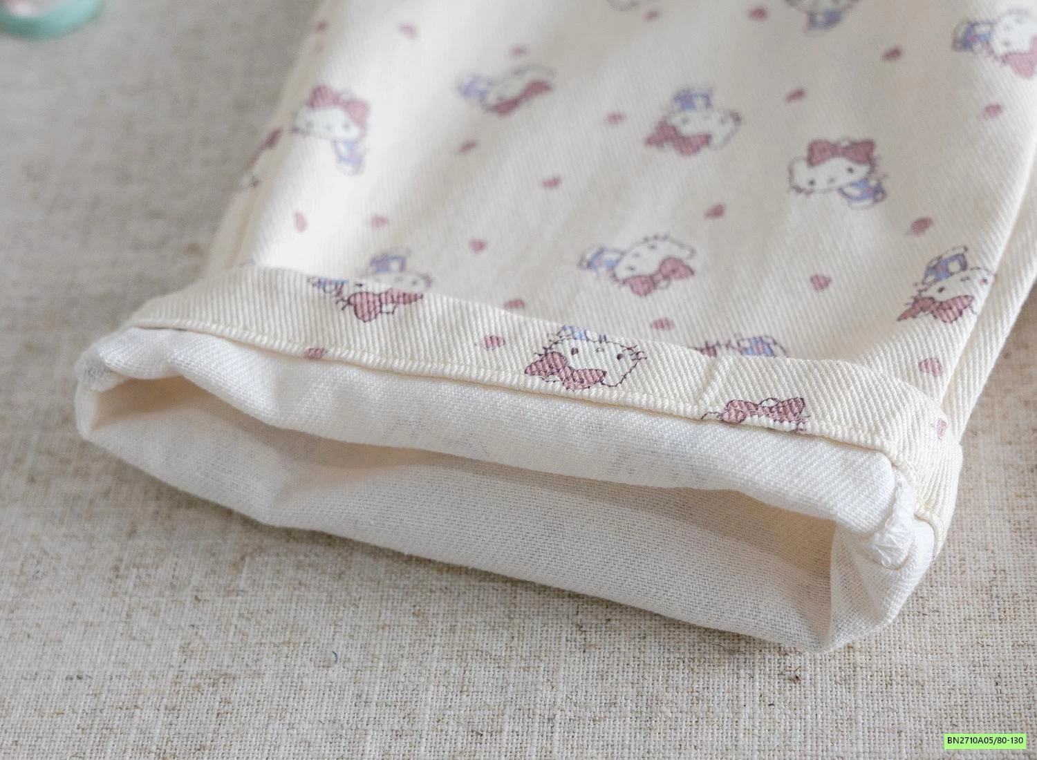 QUẦN SUÔNG KITTY CẠP VIỀN REN