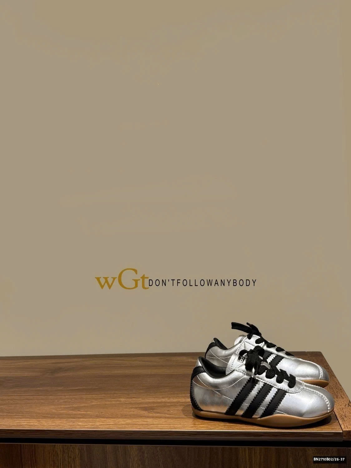 GIÀY THỂ THAO 3 SỌC