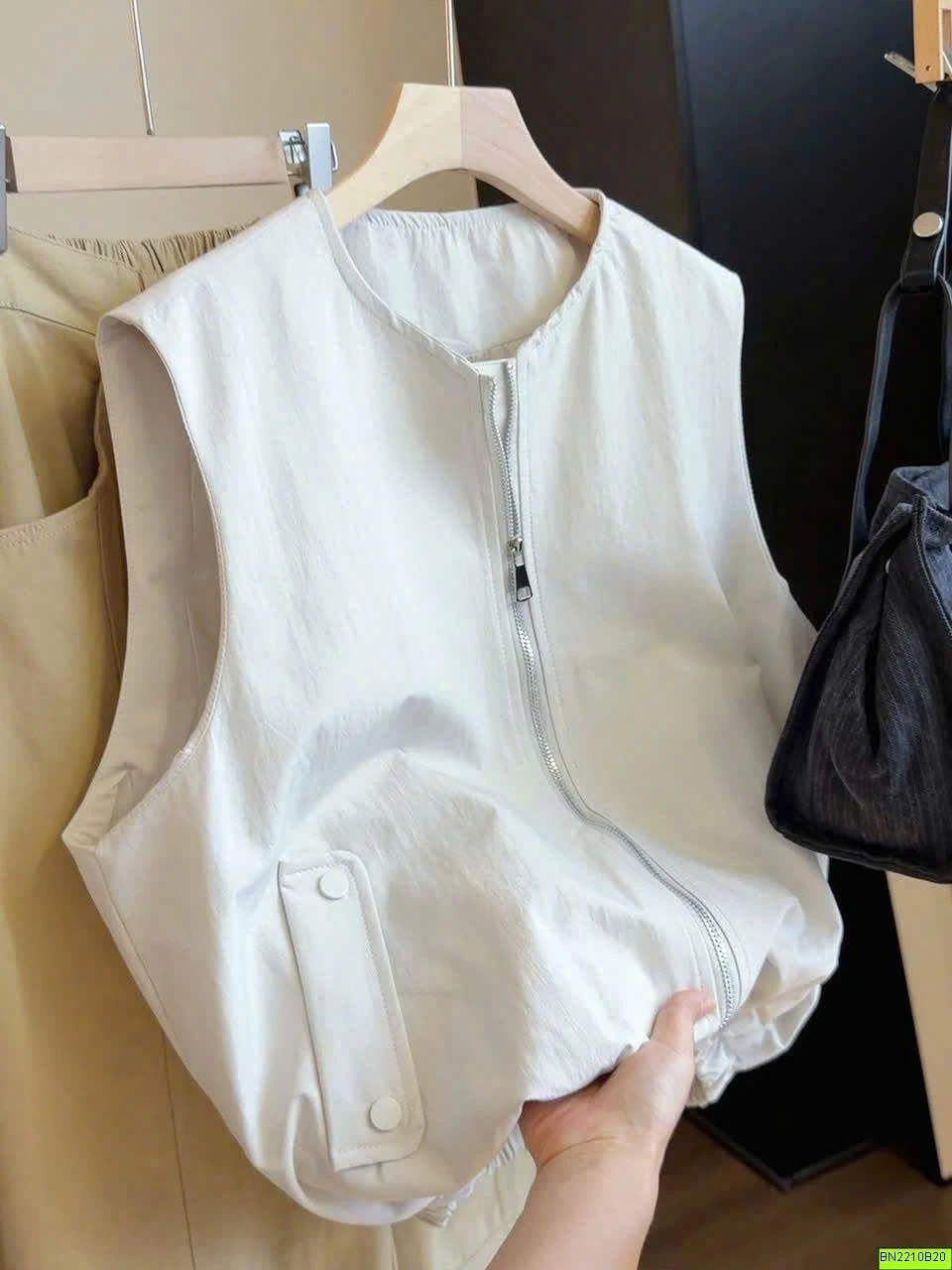 ÁO GILE NỮ DÁNG BOMBER 