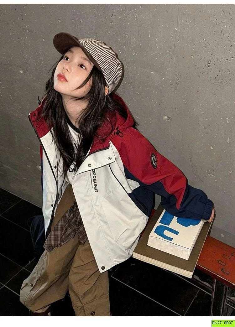 ÁO KHOÁC GIÓ THỂ THAO CAO CÂP