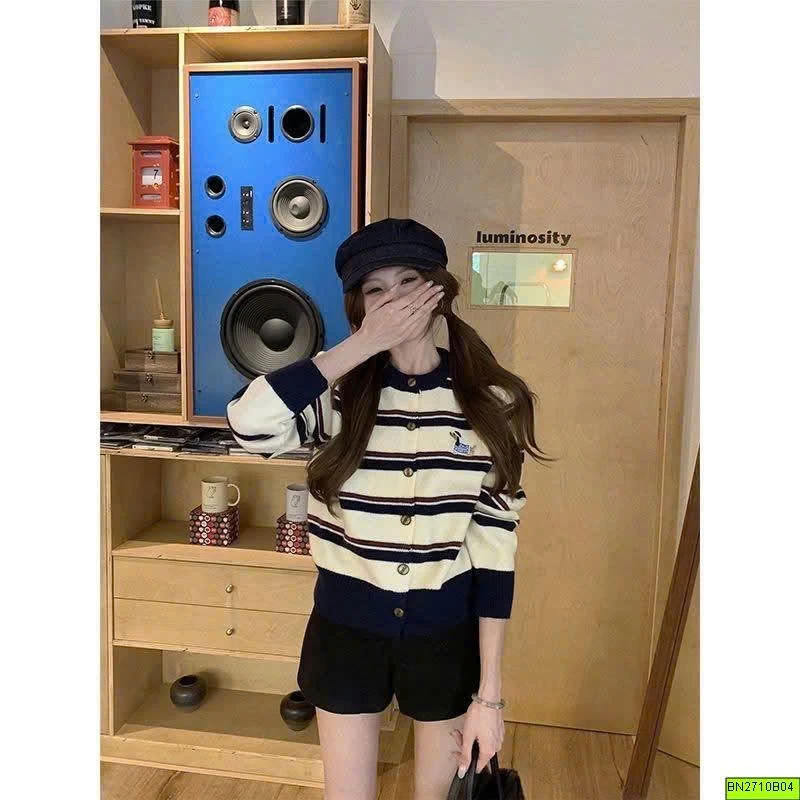 CARDIGAN LEN KẺ THÊU HÌNH CÚN