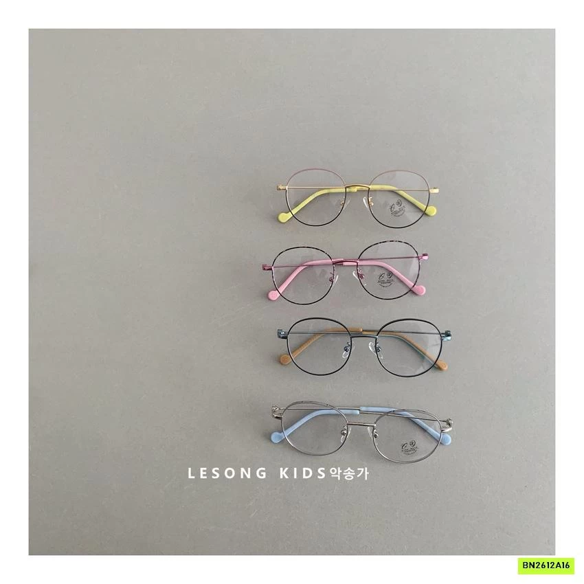 KÍNH GỌNG TRÒN 0 ĐỘ KUTE