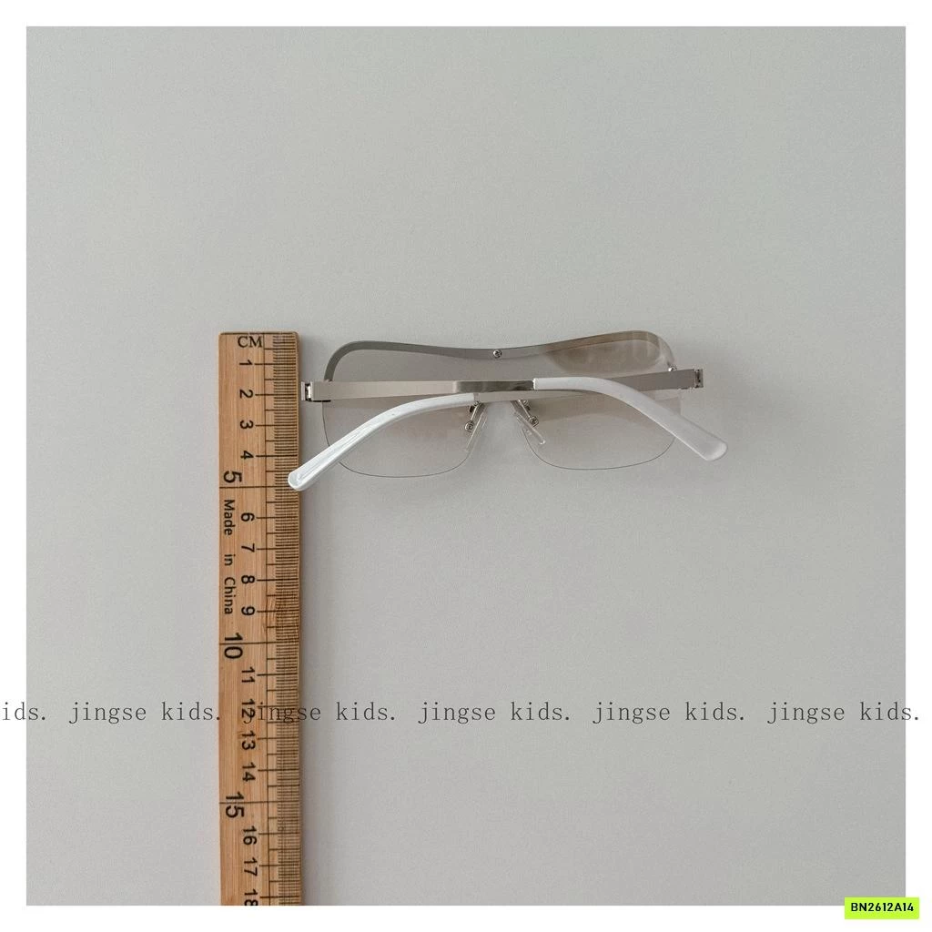 KÍNH THỜI TRANG GỌNG UỐN SÀNH ĐIỆU